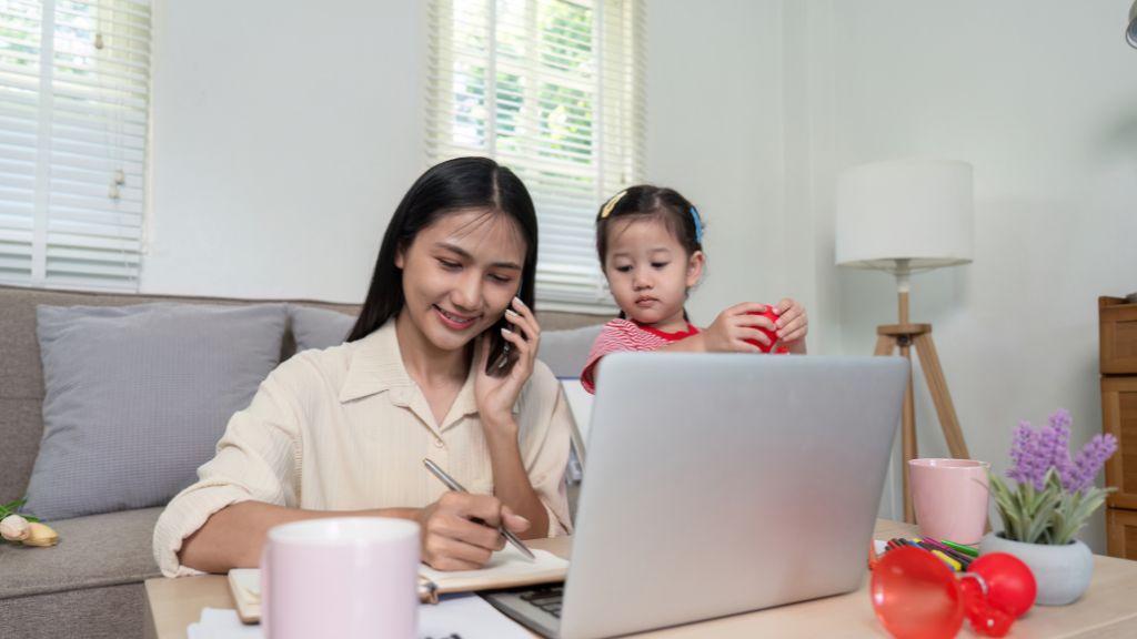 仕事と子育ての両立支援の企業事例を紹介！国の制度や助成金も解説